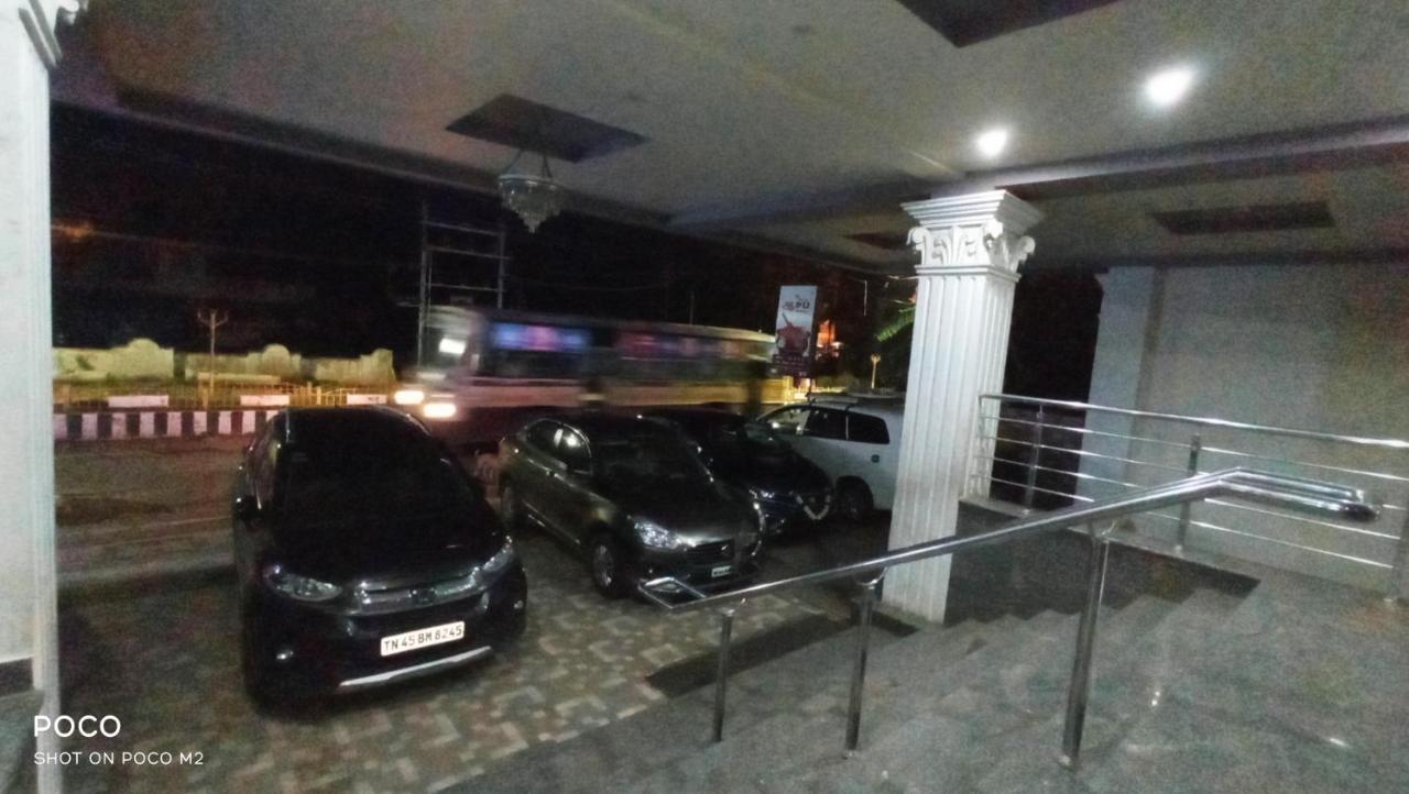 Hotel Jaidharshini Palace Kumbakonam Esterno foto