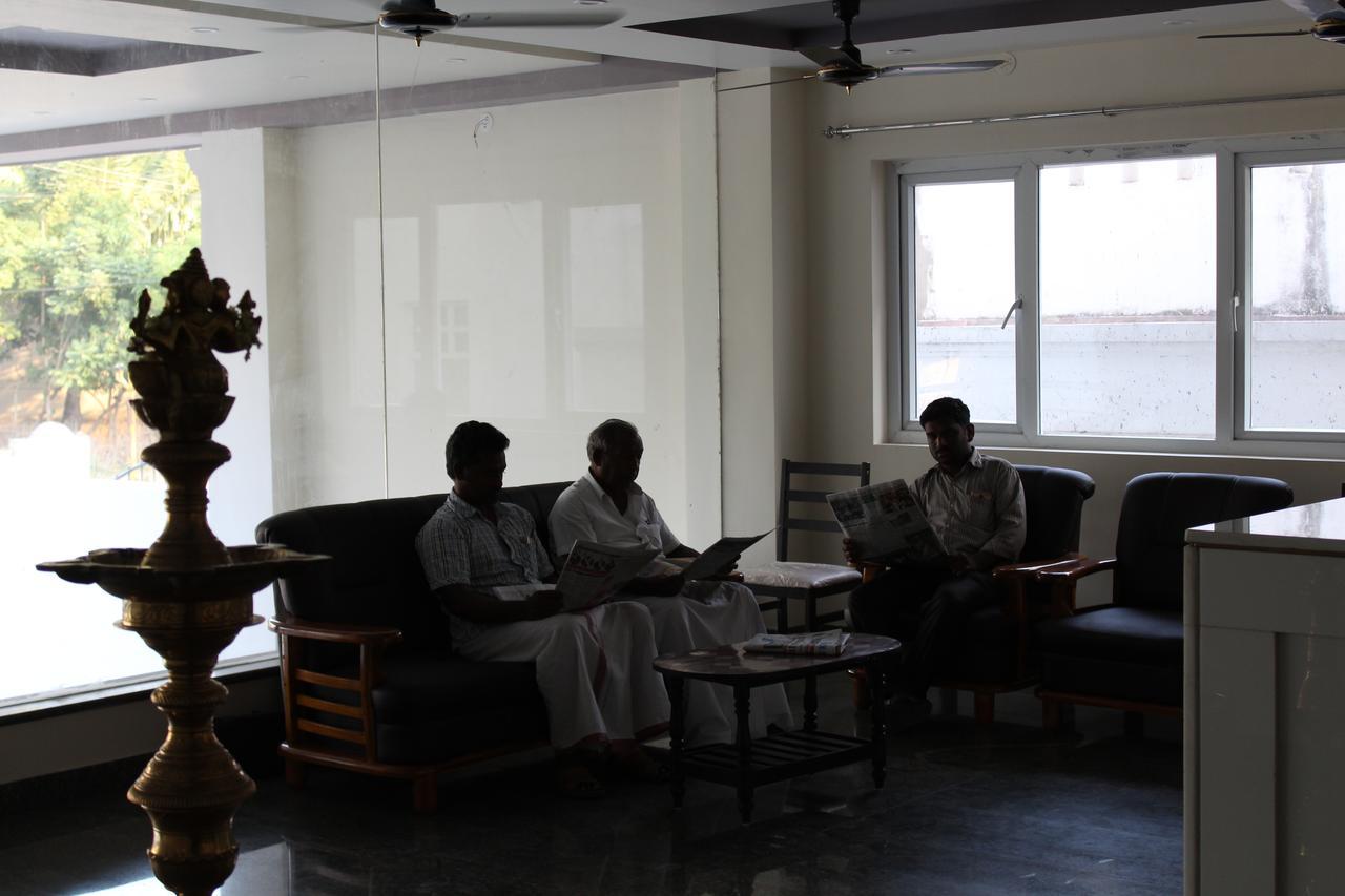 Hotel Jaidharshini Palace Kumbakonam Esterno foto